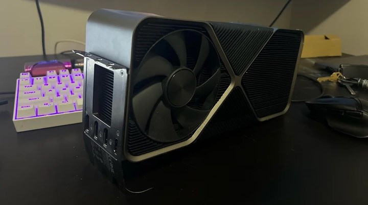 GeForce RTX 4090 Ti bir kez daha ortaya çıktı: Devasa boyutlarda