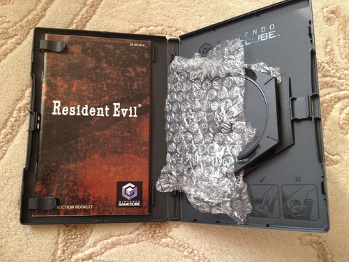  Wİİ SPORT RESORT PACK+RESİDENT EVİL REMAK+128 MB GAMECUBE MEMORYCARD+2 ADET Wİİ CONTROLLER .. 250 tl