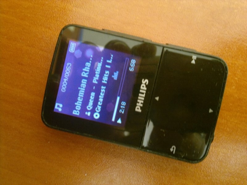  Philips GoGear Vibe 4gb mp3 player