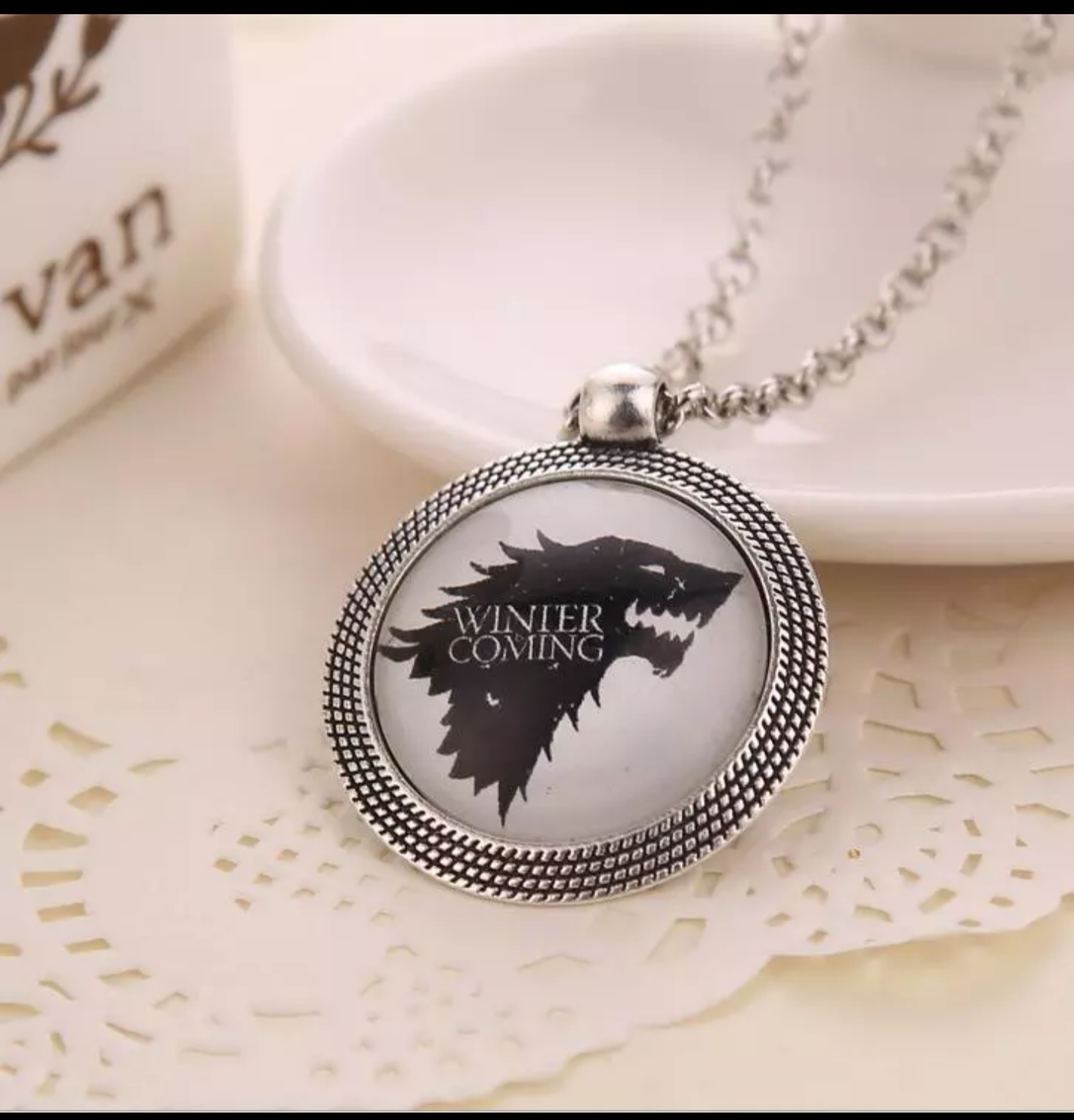 Game of Thrones - Fire and Blood & Winter is Coming kolyeleri