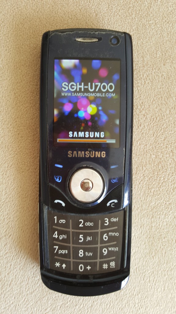  Samsung SGH-U700