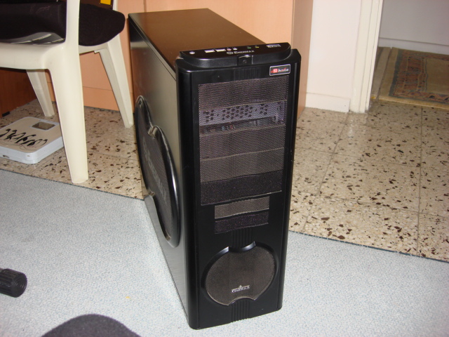  Satılık Enermax uber chakra kasa ve tagan tg600-u33