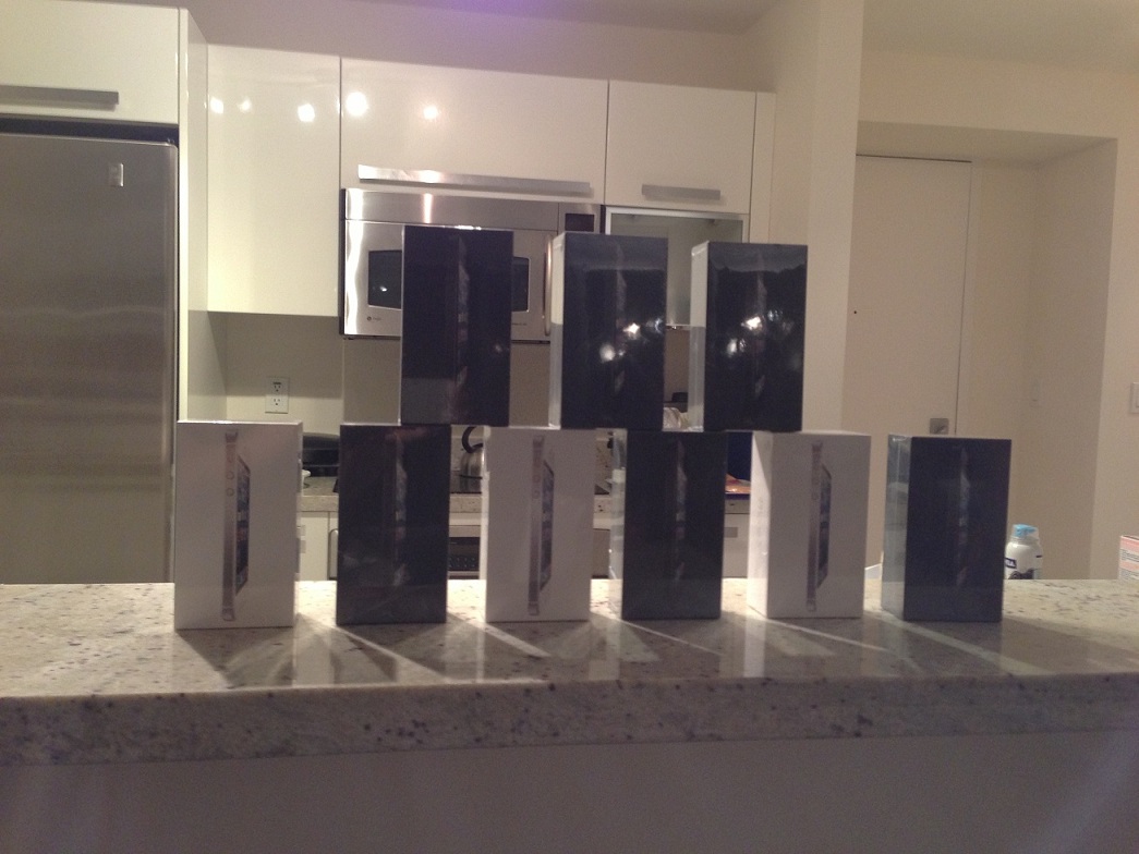  JELATININDE ACILMAMIS SIMFREE APPLE IPHONE 5 16GB SOKKK FIYAT 1720 TL TOPLU ALIM 1700 TL