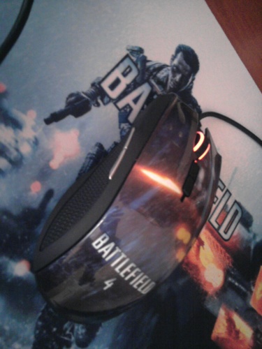 [SATILIK] SIFIR Razer Taipan Mouse + Mousepad [BF4] = 190 TL !