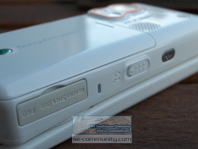  <<--W900i ANA TOPiGi-->>  (W900 hakkında herşey)