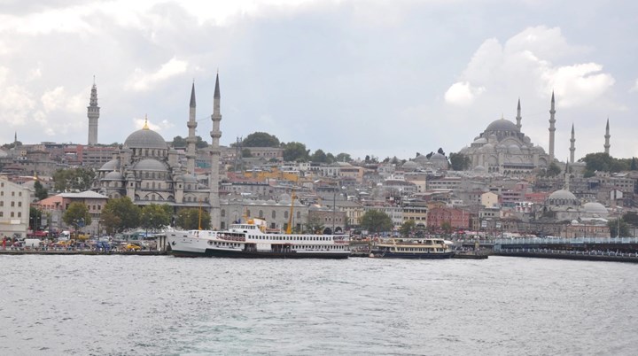 Eminönü'ne bazı özel araç girişlerinin ücretli olması gündemde