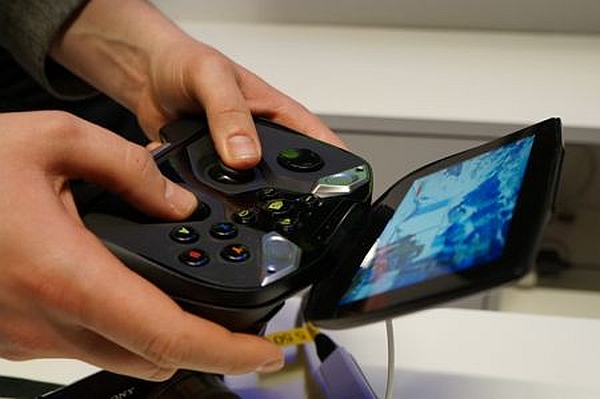 CES 2013 : PowerA, güncellenmiş oyun kontrolcüsü Moga Pro'yu tanıttı