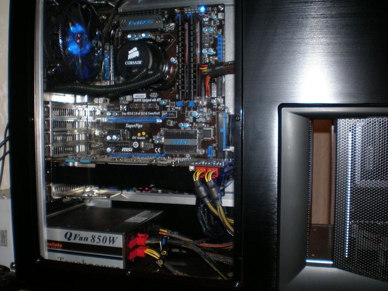  SATILIK SILVERSTONE TJ10 ESA KASA BUGÜN BEDAVA :) BU FİYATA YOK BİR DAHA DA OLMAZ