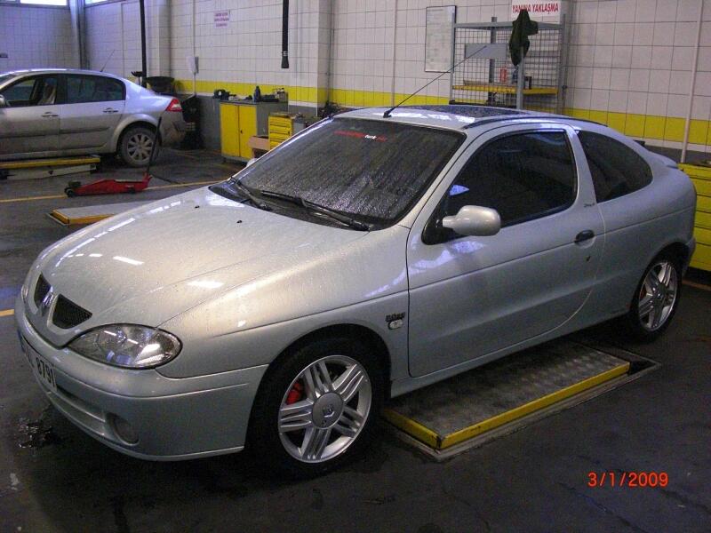 Рено меган 98 год. Renault Megane 1. Рено Меган 1 седан. Renault Megane Coupe 1999. Меган 1 Классик r16.