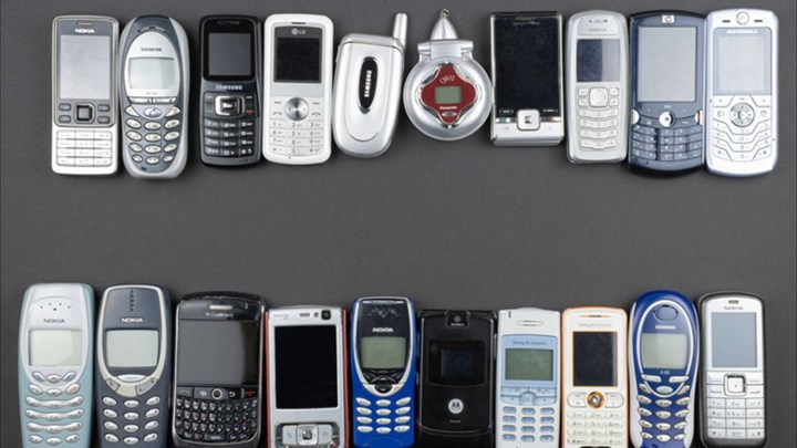 Yeni nesil “tuşlu” telefonlara yöneliyor: Peki ama neden?