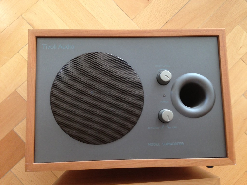  Tivoli Audio - Model Two ve Subwoofer