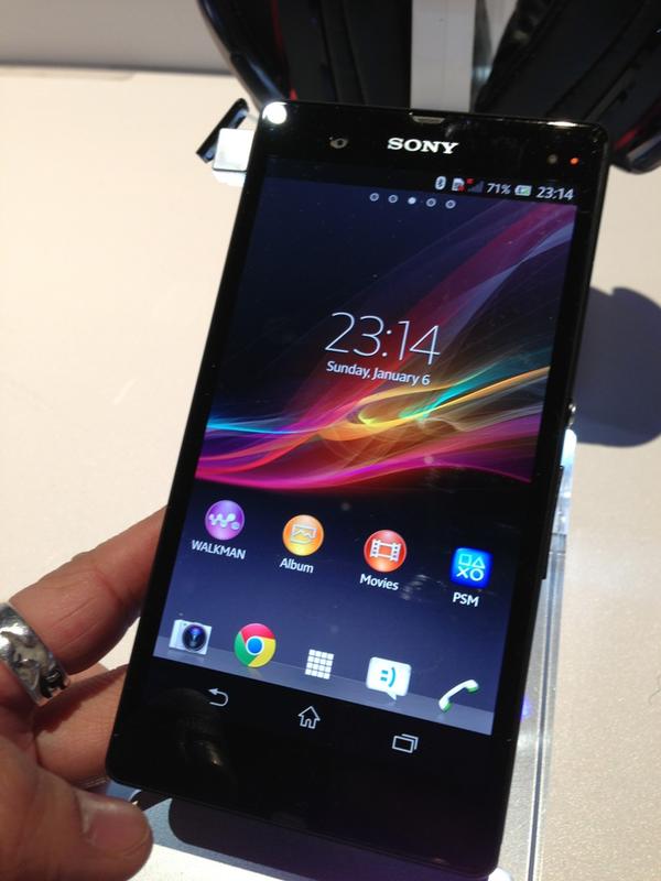 CES 2013: Sony Xperia Z'nin üç renk seçeneği ortaya çıktı: Siyah, beyaz ve mor
