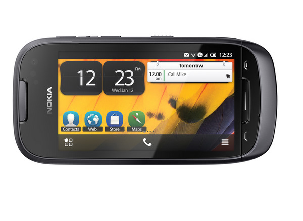 Symbian Belle işletim sistemli Nokia 701'in ekranı detaylandı: 1000 nit parlaklık