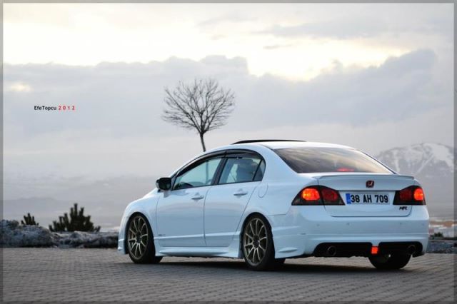  Honda civic 96.000'de sattım :D ,