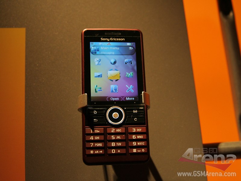  ^^SonyEricsson G900^^