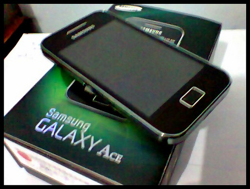  Galaxy ACE yan metal rengi