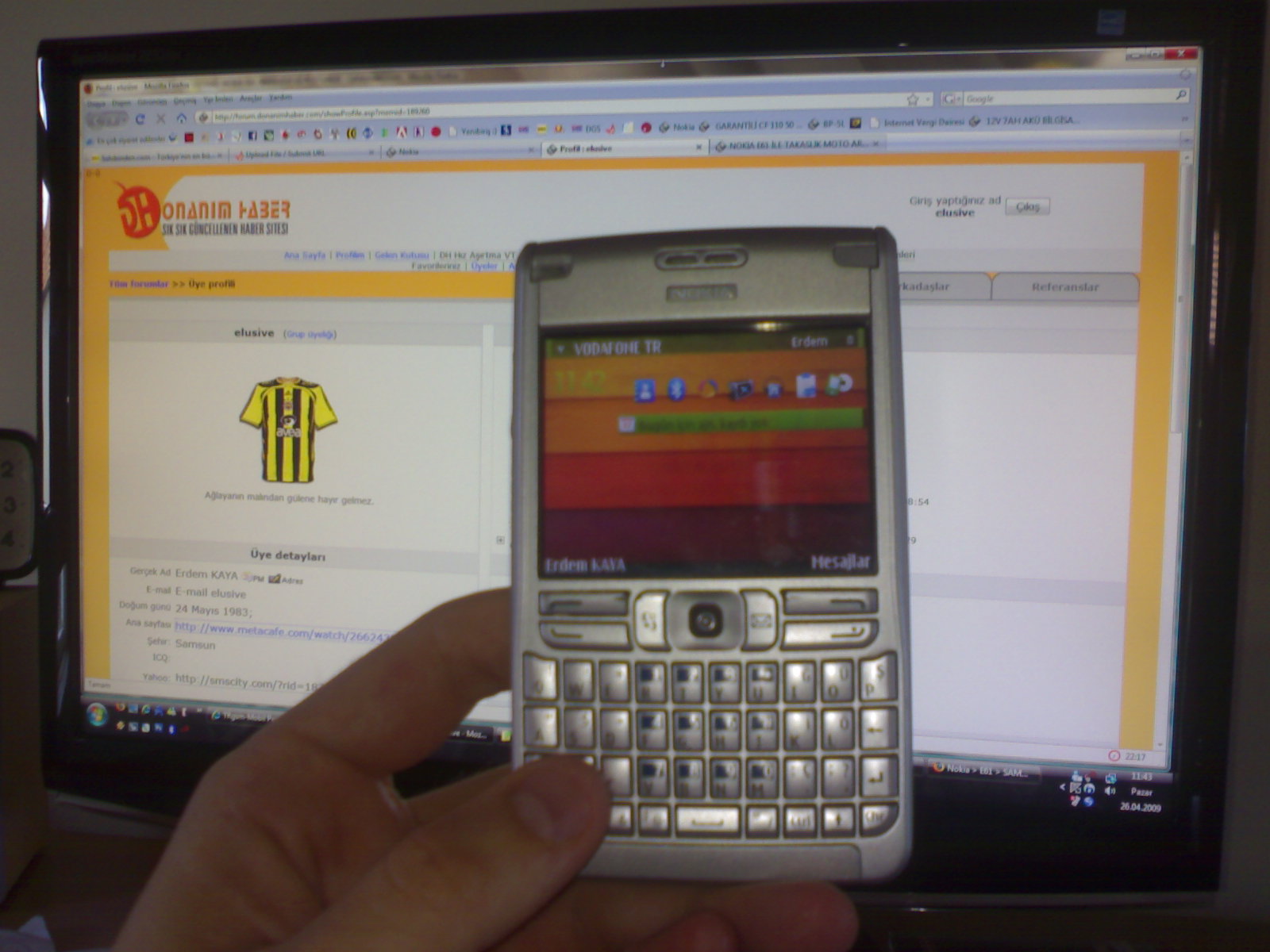  ...::: SATILIK TERTEMIZ NOKIA E61 & ALINIK CEP TELEFONU :::...