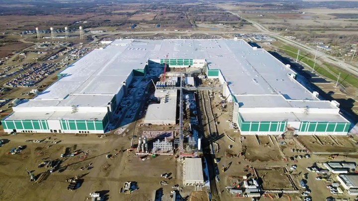 Panasonic, ABD'deki dev batarya fabrikasını hizmete aldı: Yılda 32 GWh pil üretecek