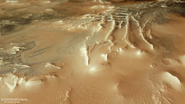 Mars'ın yüzeyinde “örümcek” benzeri tuhaf şekiller tespit edildi