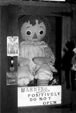 Annabelle The Doll [Şeytani Bebek]