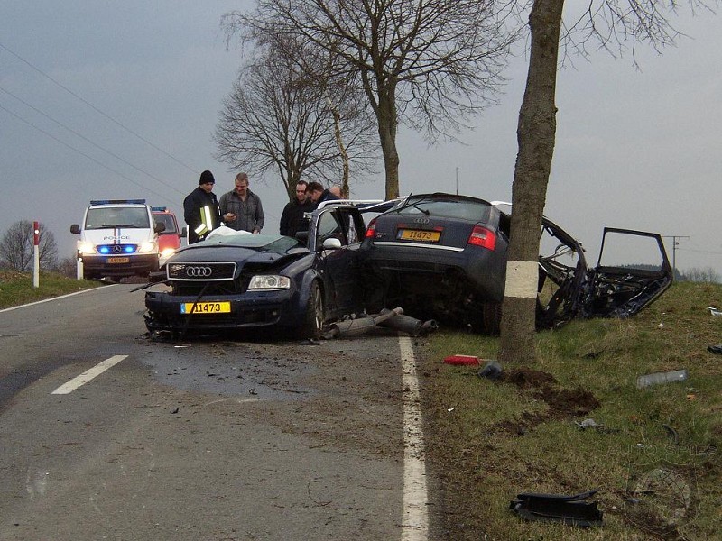  Volvo'yla ölen olmamış efsanesi ve ilginç kazalar