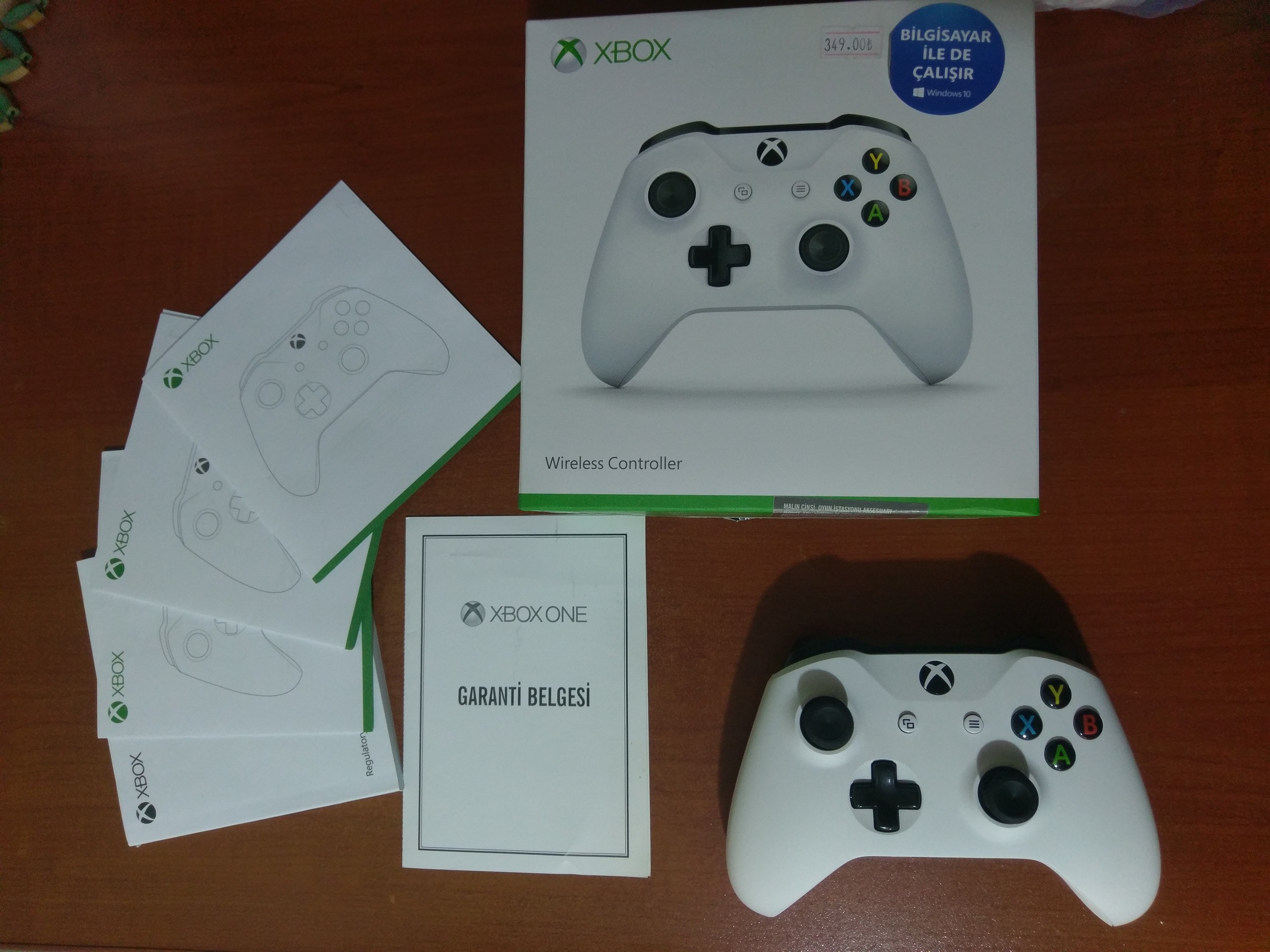 Xbox One S Controller Beyaz (Bluetooth'lu versiyon) SATILDI