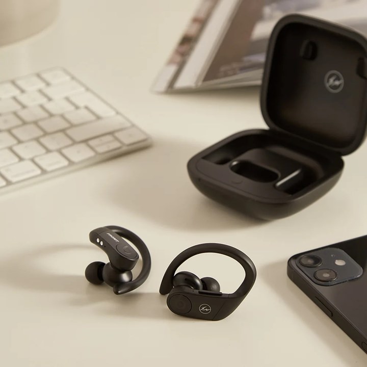 Powerbeats Pro 2 Geliyor: İşte Apple'ın yeni spor kulaklığı