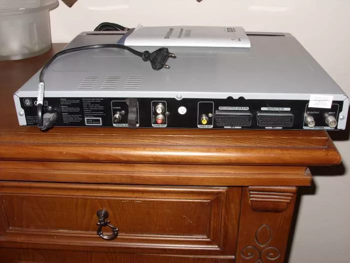  Bu ses kartındaki tum girisler analog mu?