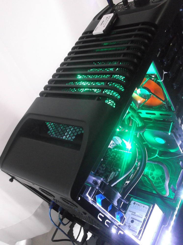  Cooler MASTER STORM SNİPER DEV SİYAH KASA &&&&&& İLK GELEN ALIR &&&&&&