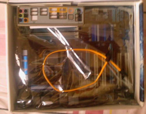  indirim SATILIK / TAKASLIK LGA1156  I3 560 VE Gigabyte Ga-P55-UD3R
