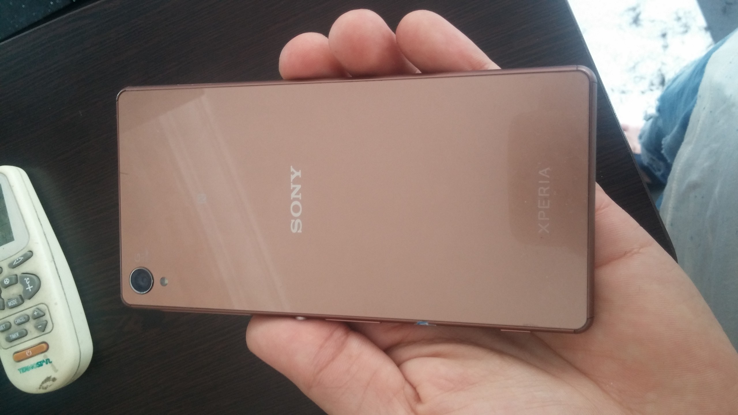  SONY EXPRİA Z3 (16GB)-(13 AY GARANTİ) - (BAKIR RENGİ) - (SORUNSUZ)