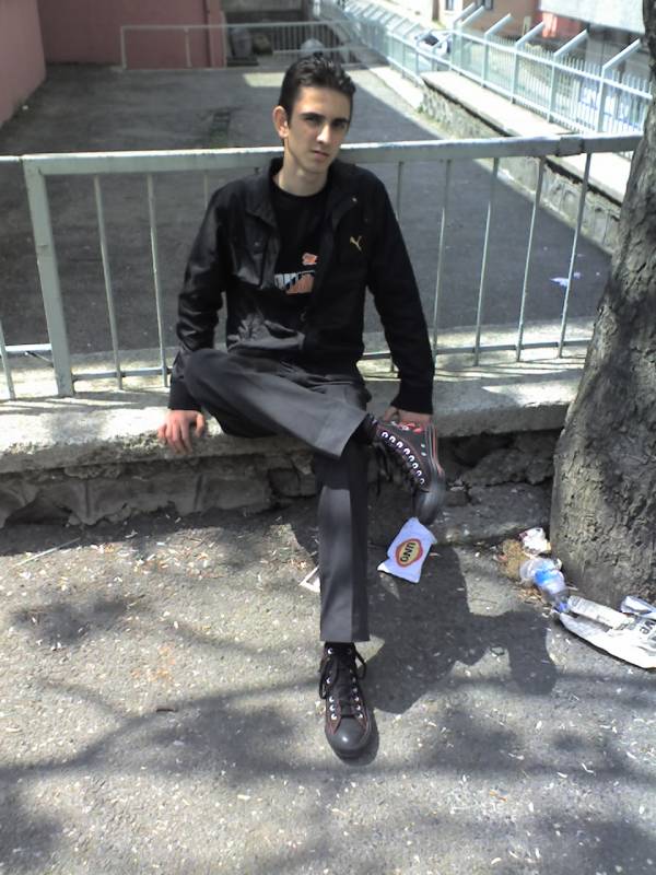  Converse Ayakkabılar Çok Mu Adi?