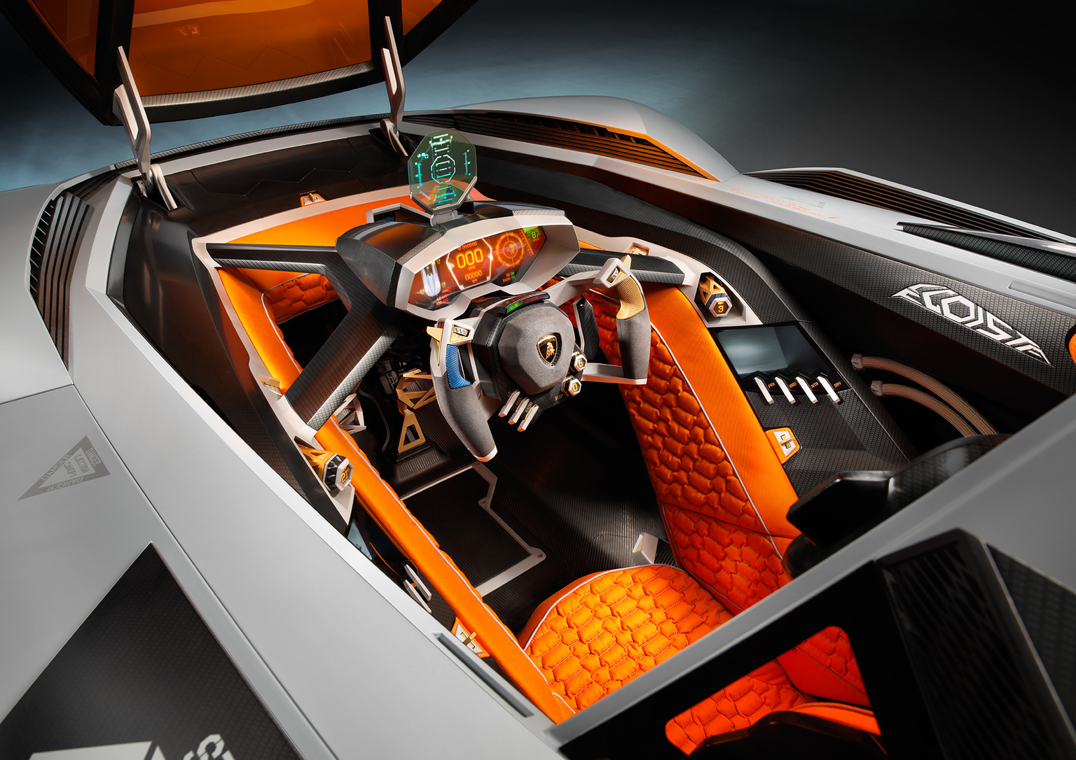  Ve Lamborghini abarttı... 2013 Lamborghini Egoista Concept