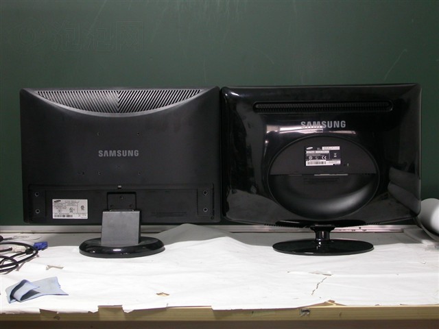  SAMSUNG 22' 226BW vs 2232GW