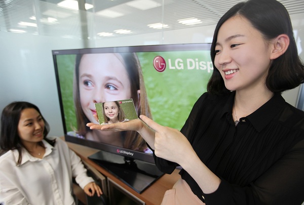 Samsung ve LG'nin Full HD 1080p çözünürlüklü akıllı telefonları 2013 ilk yarısında geliyor