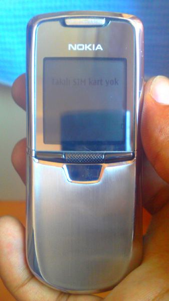  SATILIK NOKIA 8800 SILVER garantili (COK TEMİZ)