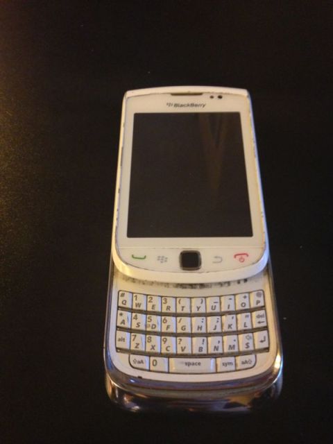  Blackberry 9800 Torch BEYAZ