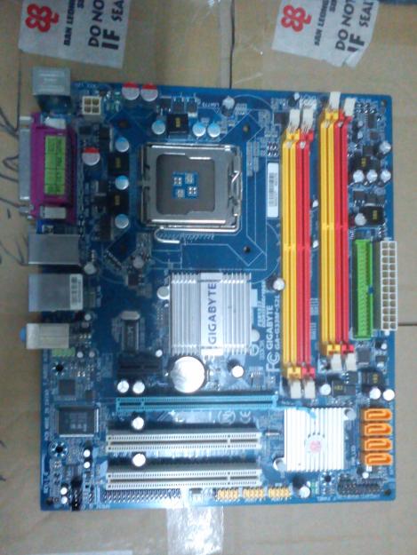  Gigabyte G33M-S2L + Kingston HyperX 2x2 Dual Kit 800 Mhz + İntel Pentium D 915 2.8 Ghz