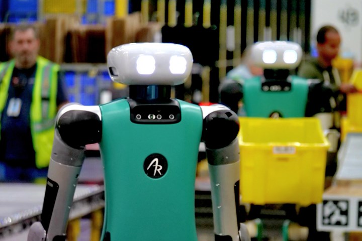Türünün ilk örneği insansı robot üretim fabrikası açılıyor
