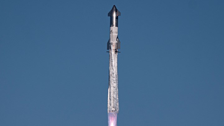 SpaceX, artık dünyanın en büyük roketi Starship’i iki haftada bir fırlatabilecek