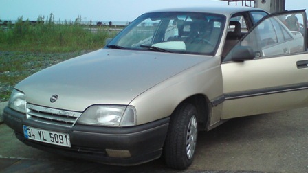  opel omega hakkında bilgi