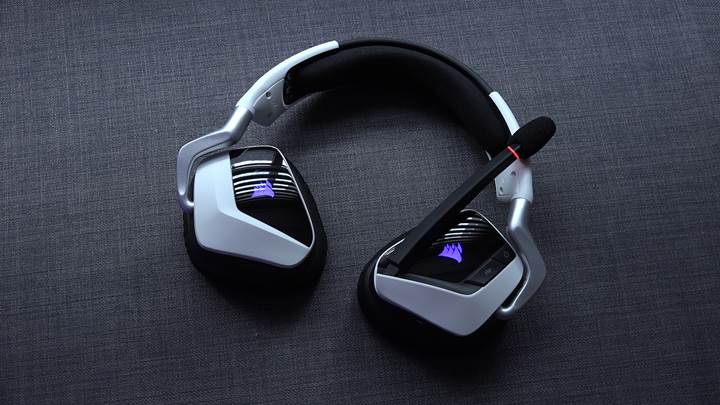 Corsair Void Pro RGB'yi inceledik 'Ses kasabileceğiniz bir kulaklık'