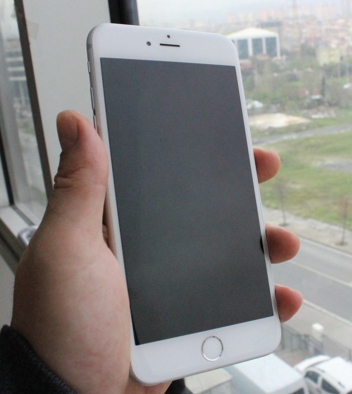  iPhone 6 Plus 64GB Silver - Tertemiz, Vodafone, Spigen Kılıf Hediye