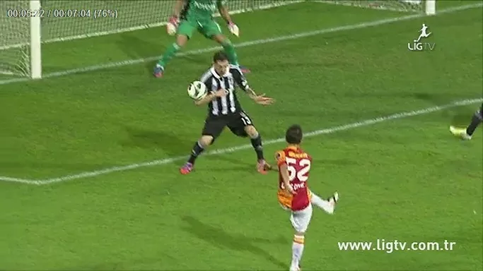  emre çolak-hilbert penaltı pozisyonunu neden tartışmıyoruz