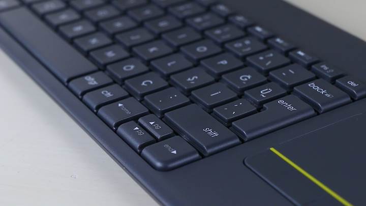 Logitech K400 Plus kablosuz klavye incelemesi