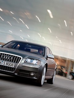  AUDI A8 HAKKINDA