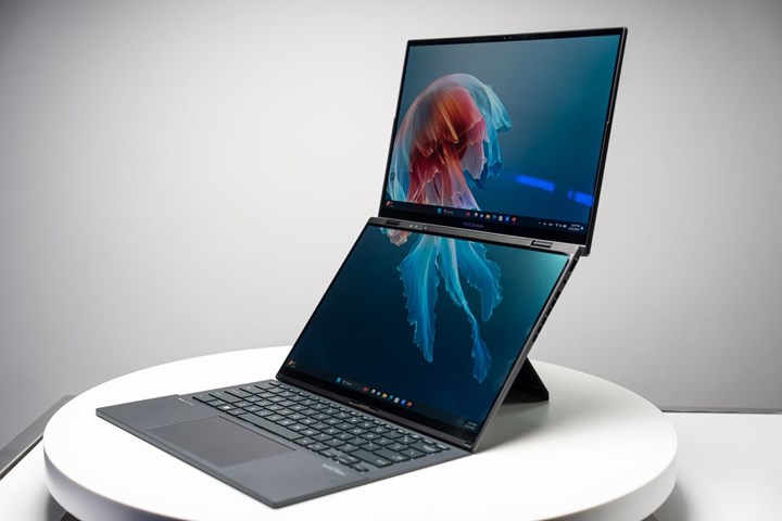 Asus, çift OLED ekranlı dizüstü bilgisayarını tanıttı: Klavyesi de çıkabiliyor