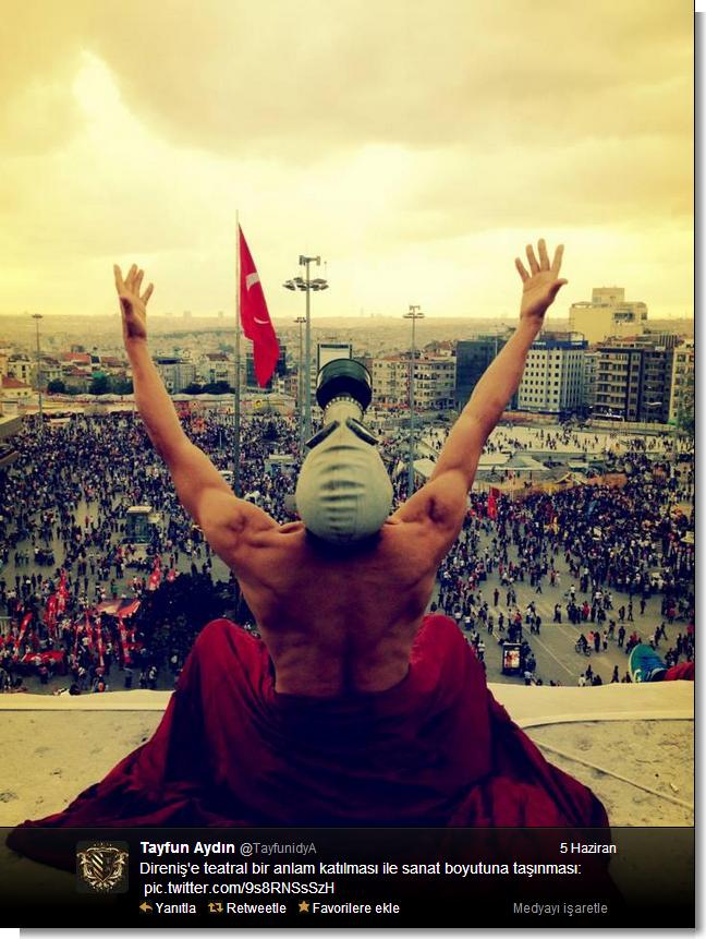 İlişkimi yaşadım, sigaramı yaktım ve konu dışındayım.