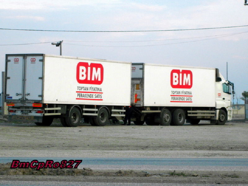 >>  13 YAŞINDA !