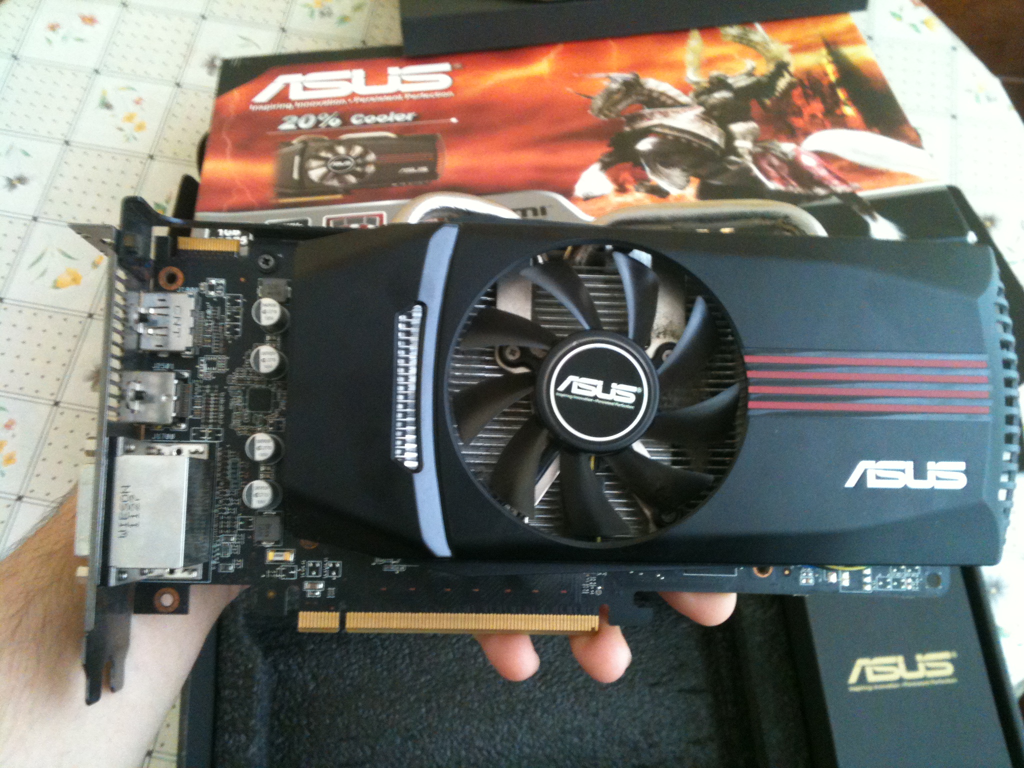  Asus HD6850 V2 1GB 256BİT